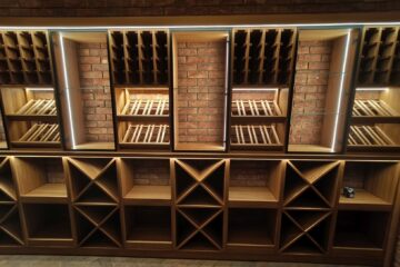 wyposażenie piwnicy na wino na zamówienie